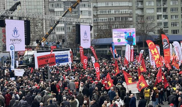 Emekçi ve emeklilerden bütçe mitingi: Halktan, emekten, adaletten yana bir bütçe istiyoruz