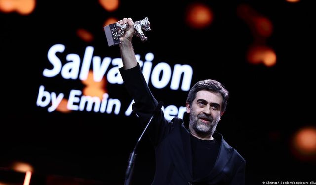 Berlinale’de Emin Alper’e Gümüş Ayı: Gazze, Rojava ve İran mesajı