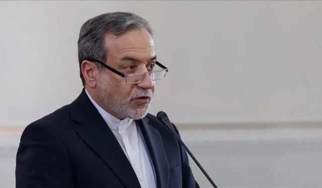 İran Dışişleri Bakanı Arakçi'den ABD'nin Hark Adası'na yönelik saldırısıyla ilgili açıklama