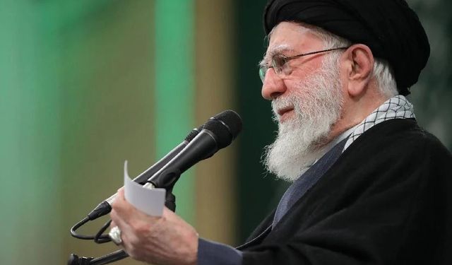 İran duyurdu: Ali Hamaney öldürüldü