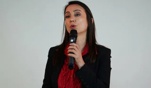 Hatimoğulları'ndan 'süreç' açıklaması: 'Hem müzakere hem mücadele ediyoruz'