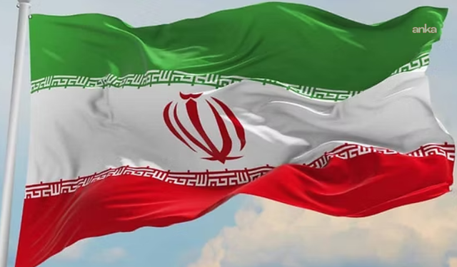 Trump’tan İran kararı: Olası saldırılar 5 gün ertelendi