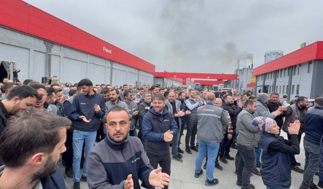 Kelebek Mobilya'da üretim durdu: 2 bin mobilya işçisi iş bıraktı