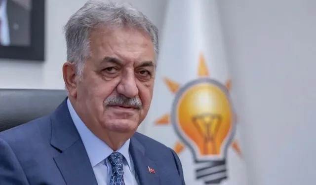 Hayati Yazıcı: Yeni anayasa için son sözü millet söyleyecek