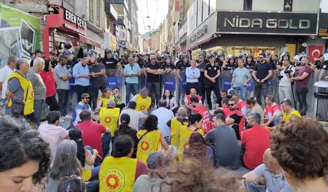 196 akademisyen ve araştırmacıdan destek: Direnen öğretmenlerin yanındayız