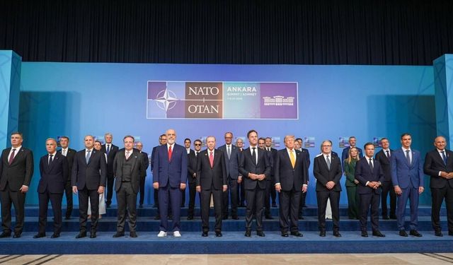 NATO'da 'aile fotoğrafı' çekildi: Erdoğan'dan 'Kısıtlamalar kaldırılmalı' mesajı