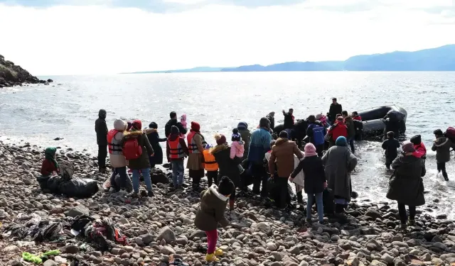 Fransa’da 30’dan fazla Kürt göçmen sınır dışı merkezinde bekletiliyor