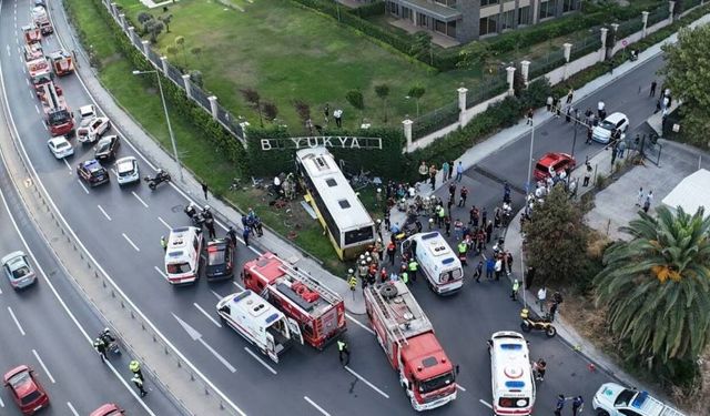 Zeytinburnu’nda İETT otobüsü kazası: Can kaybı 3’e yükseldi