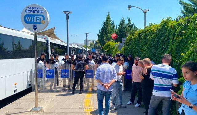 Maden işçilerine polis barikatı: “Bu ülkede hukuk patronlara işliyor”