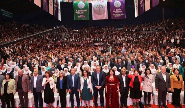 DEM Parti kongresini topladı: Kapsamlı değişim 2027’ye bırakıldı