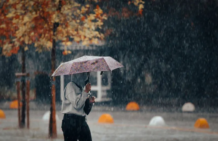 AKOM’dan İstanbul için uyarı: Karla karışık yağmur ve sıcaklık düşüşü bekleniyor