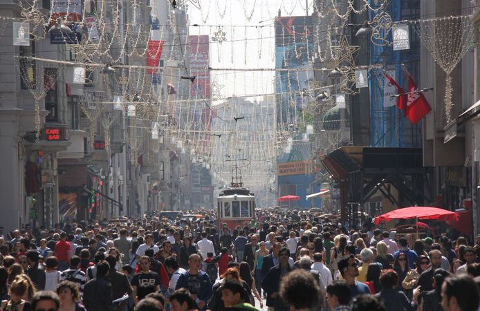 Türkiye’nin nüfusu 6 ayda 228 bin kişi arttı