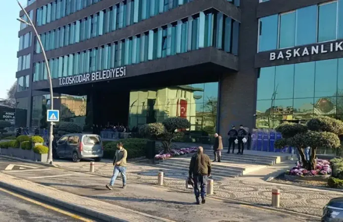 Üsküdar Belediyesi’nde yeni operasyon: İki başkan yardımcısı gözaltına alındı