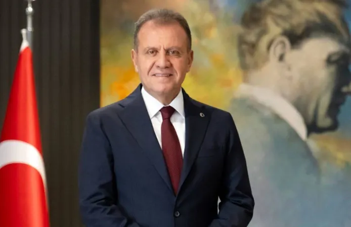 Mersin Büyükşehir Belediye Başkanı Vahap Seçer'in ifade işlemleri başladı
