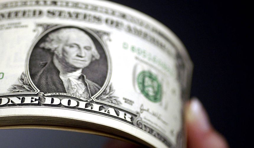 Dolar ve Euro yeni güne yatay–yukarı seyirle başladı