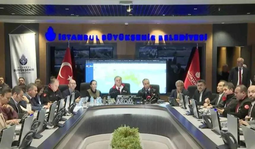 AKOM'dan ilk açıklama: Deprem riski ortadan kalkmadı