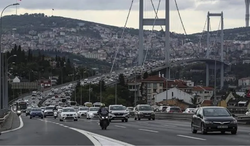 İstanbul'a 1 Mayıs ablukası: Valilik, kapatılacak yolları ve metro duraklarını duyurdu