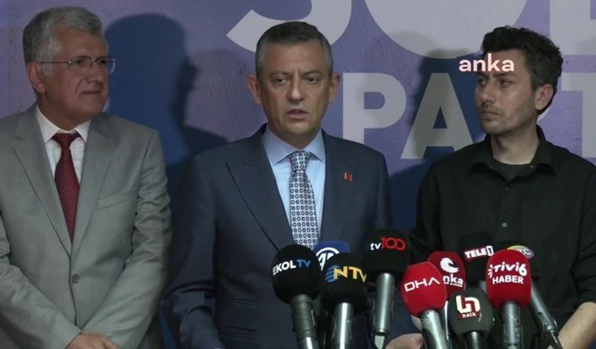 Özgür Özel'den SOL Parti'ye ziyaret: 'Yerel seçim sandığına darbe yapıyorlar'