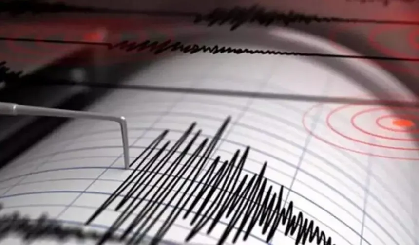İstanbul'da korkutan deprem: 3 deprem art arda yaşandı