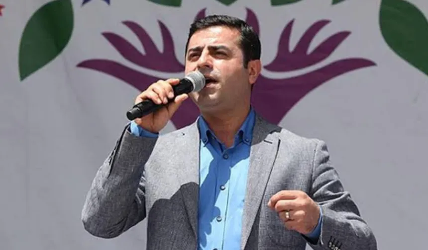 Demirtaş'ın 1 Mayıs mesajı Kadıköy mitinginde okundu