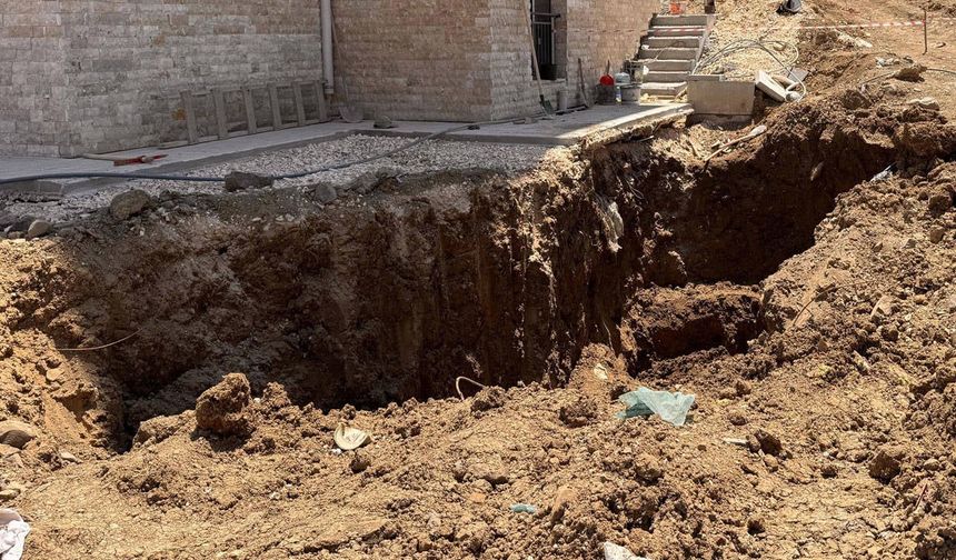 Hatay'da altyapı çalışması sırasında göçük: 2 işçi hayatını kaybetti