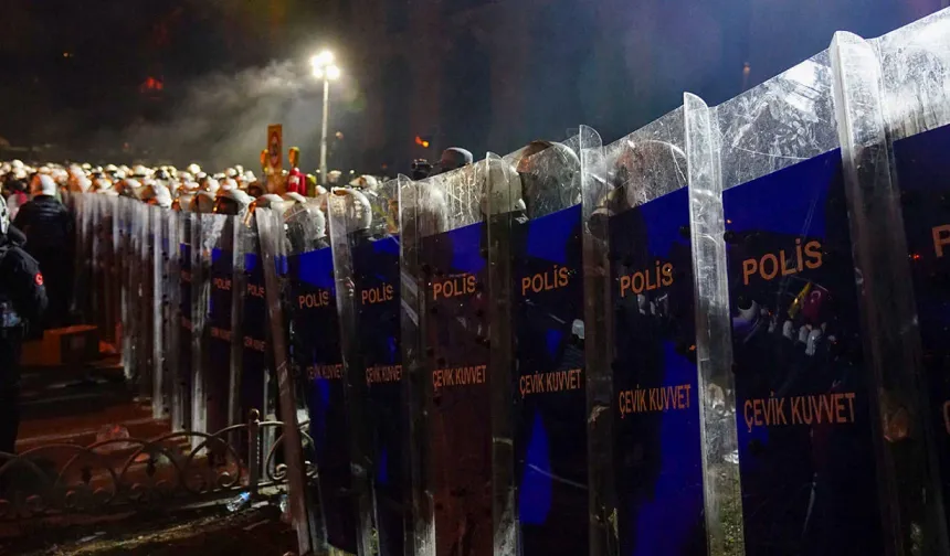 Saraçhane eylemleri: Mahkemeden polisin hukuka aykırı işlemleri için suç duyurusu kararı