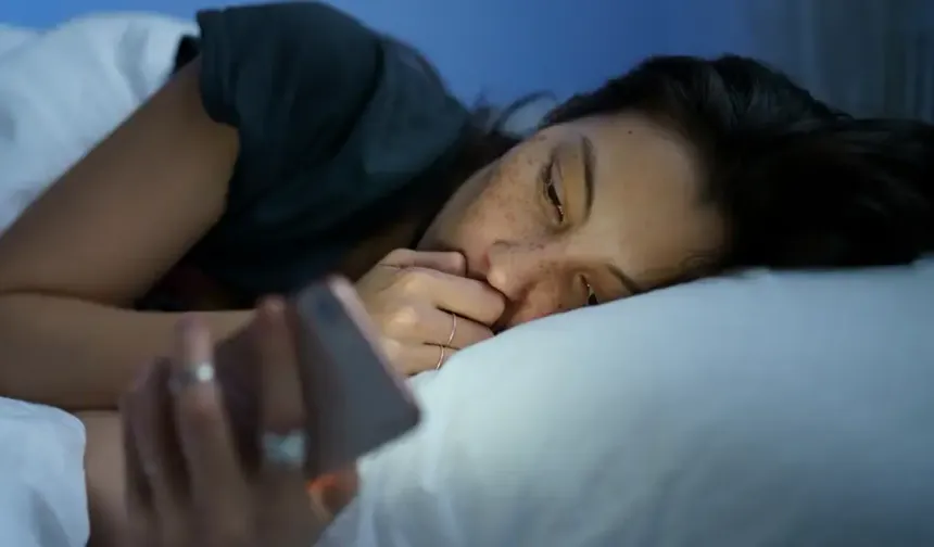 Melatonin: "Doğal uyku hormonundan" risk faktörüne