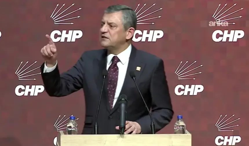 Özgür Özel: "Sırf depremde harcasın diye halk 132 milyar verdi"