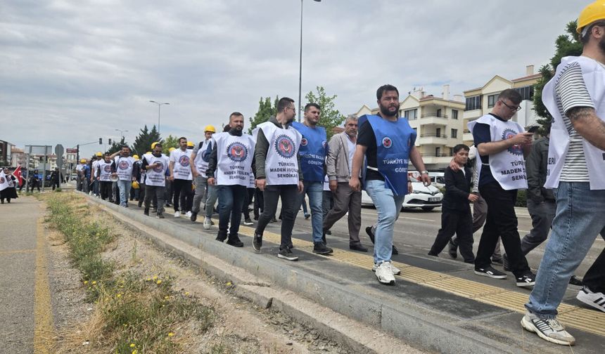 Maden-İş üyeleri alacaklarını istiyor: Ankara’ya yürüyen işçilere polis barikatı