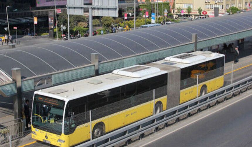Metrobüs Durakları 2026: Metrobüs Hangi Duraklardan Geçiyor? İşte Tüm Duraklar ve Aktarma Noktaları