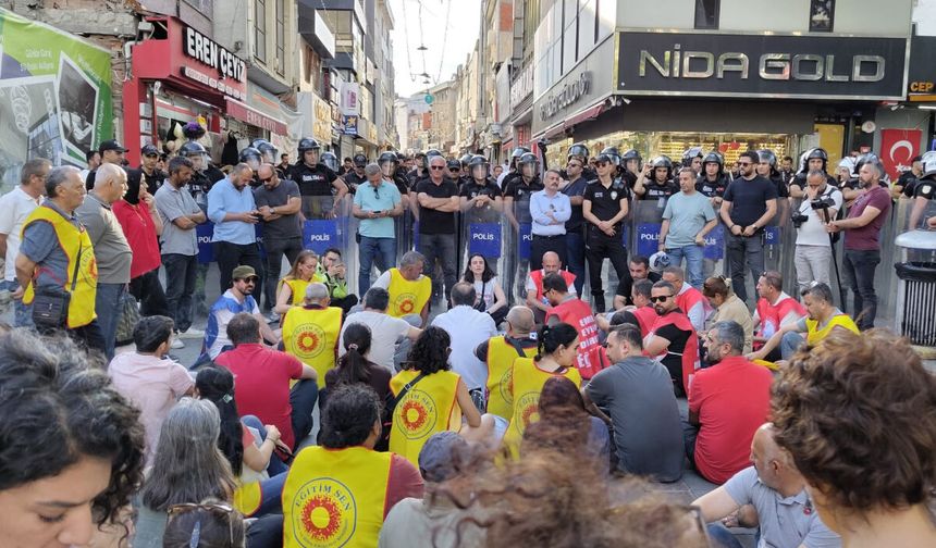 196 akademisyen ve araştırmacıdan destek: Direnen öğretmenlerin yanındayız