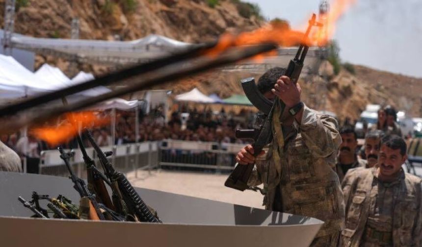 PKK'den silah yakma töreninin yıl dönümünde açıklama