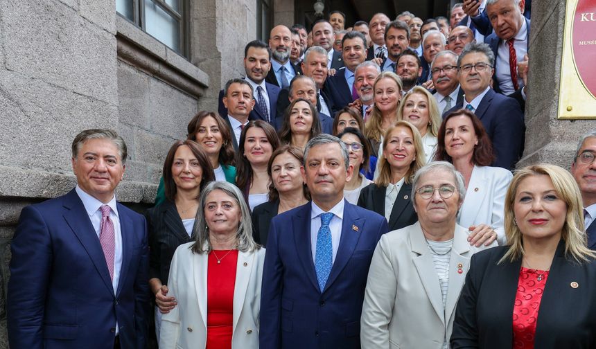 YENİ Parti ilk yönetimini oluşturdu: PM, YDK ve grup başkanvekilleri açıklandı