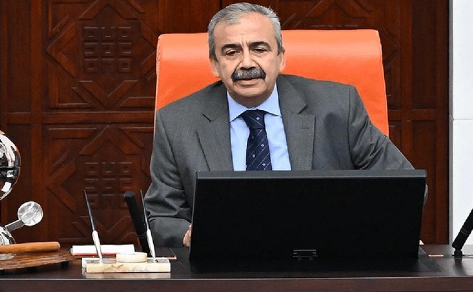 Ataşehir’de Sırrı Süreyya Önder anması: Açık hava sinemasına çağrı