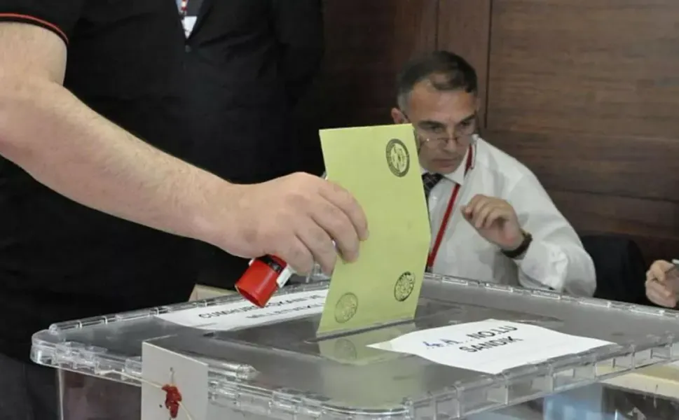 Erken seçim tartışması büyüyor: Halkın yüzde 54,4’ü sandık istiyor