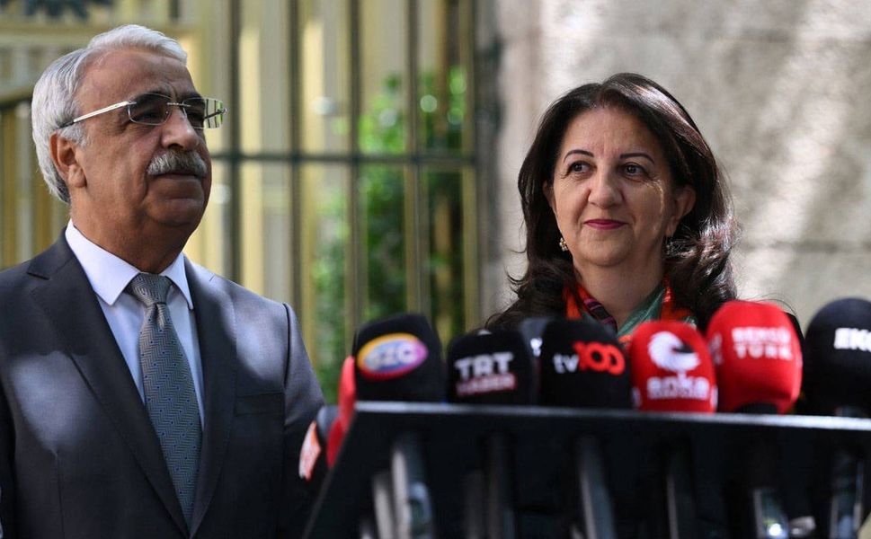 DEM Parti İmralı heyeti adadan döndü: Açıklama yarın yapılacak