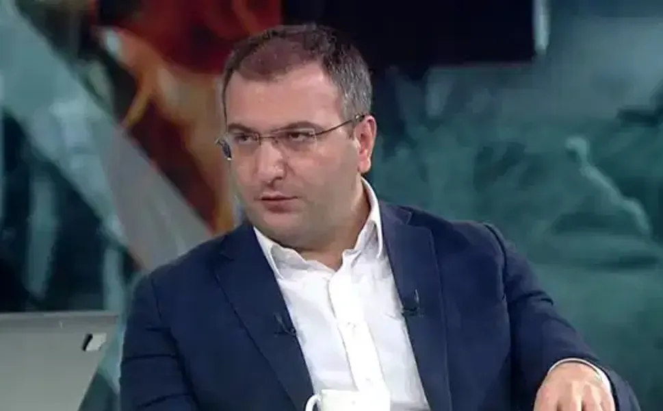Cem Küçük'ten Kılıçdaroğlu yorumu: "Kendini bitiriyor"