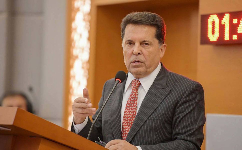 Ahmet Özer'den "Şah İsmail" açıklaması: Alevi Canlarını üzecek bir sözüm asla olamaz