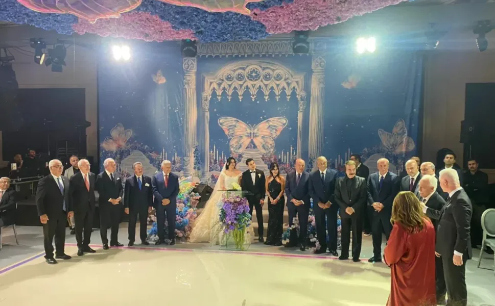 Kılıçdaroğlu Süleyman Soylu’yla birlikte Mehmet Sevigen’in oğlunun nikâh şahidi oldu