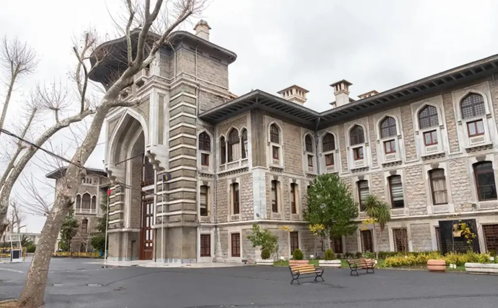 İstanbul Erkek Lisesi'nde 507 maddelik 'taciz listesi' iddiası: 6 öğrencinin kaydı alındı!