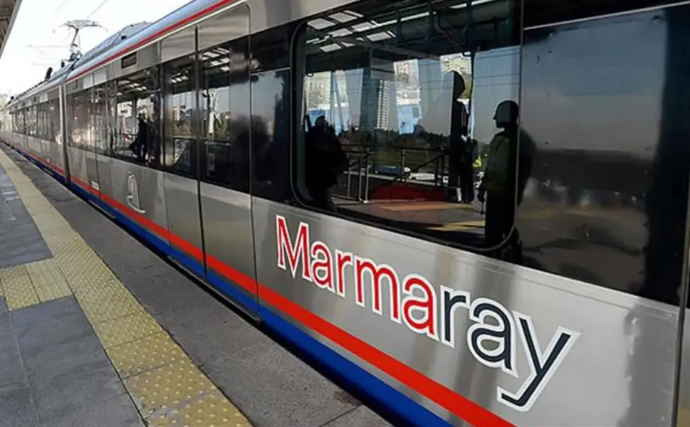 Marmaray Bakırköy istasyonunda intihar!