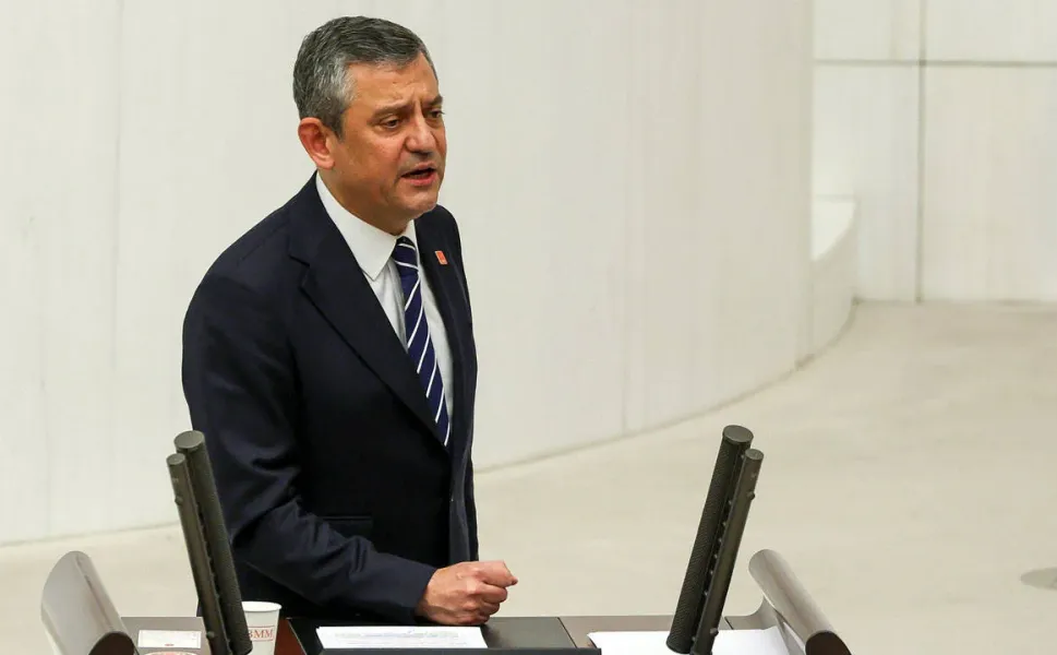 7 vekil hakkındaki 10 dokunulmazlık dosyası Meclis'e sunuldu: Özgür Özel de var