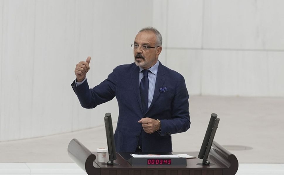 Sırrı Sakık: Bir halkın bir bölümüyle barışıp diğer bölümüyle savaşamazsınız