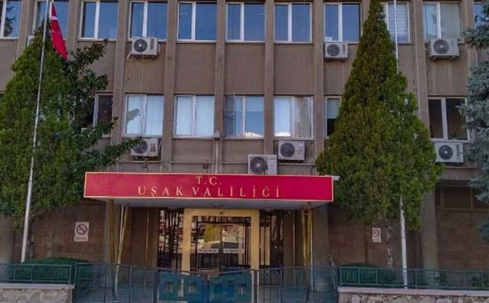 "Sokak hayvanları öldürülüp gömüldü" iddiası: Uşak Valiliği'nden açıklama