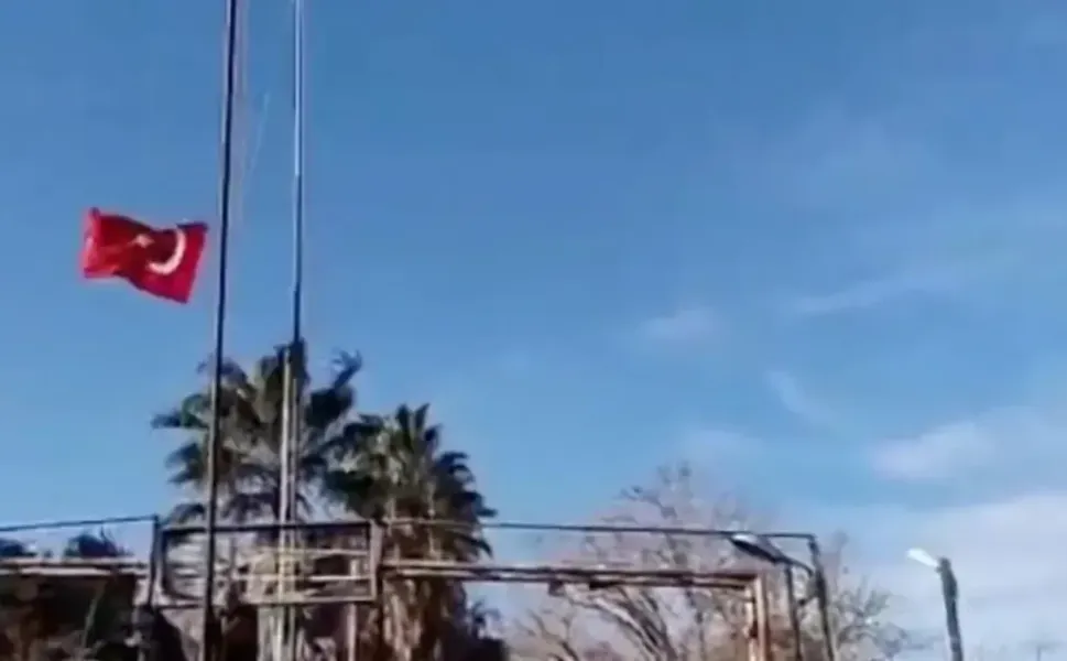 Kandil’den “bayrak” açıklaması: “Bayrağa yönelik eylem provokasyondur”