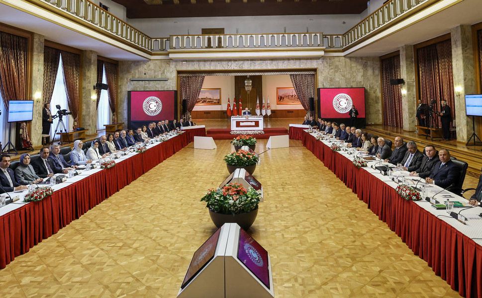 TBMM’de kritik süreç toplantısı: “Umut hakkı” ve ortak rapor gündemde