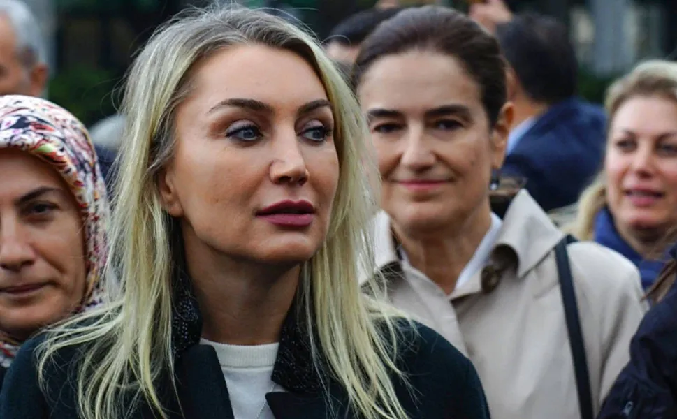 Kardeşi uyuşturucu operasyonunda gözaltına alındı | Dilek İmamoğlu: Ailemin üzerinden elinizi çekin