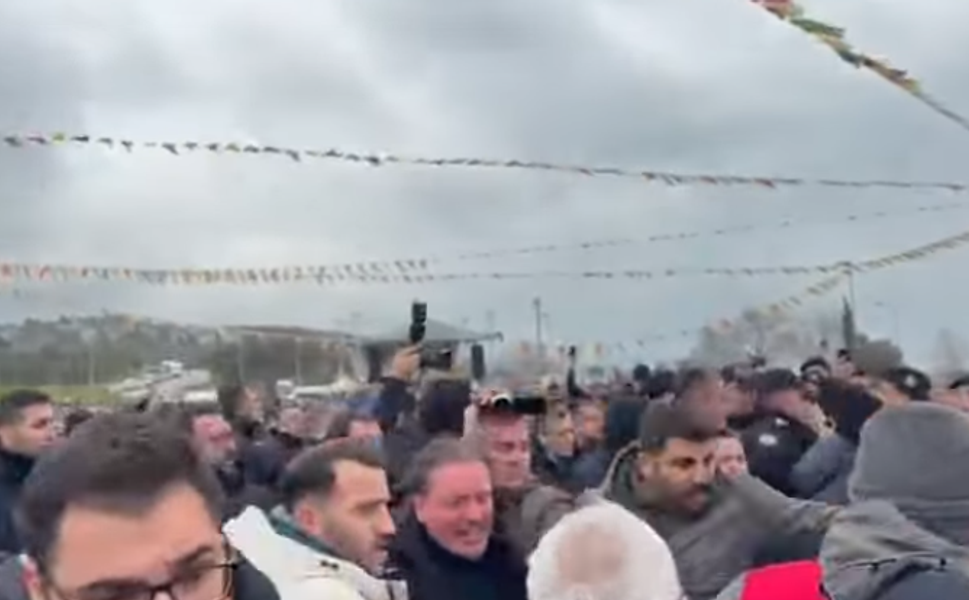 Newroz’da EMEP kortejine polis saldırısı: En az 8 kişi gözaltına alındı