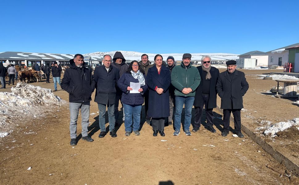 Karadağ Mahallesi’nde asfalt şantiyesine tepki