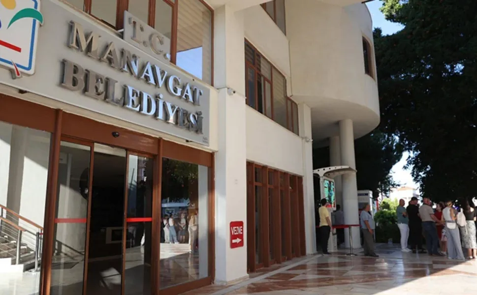 Manavgat Belediyesi soruşturmasında 36 kişi gözaltına alındı